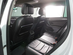 Внедорожник Volkswagen Tiguan 2017 года, 2414000 рублей, Воронеж