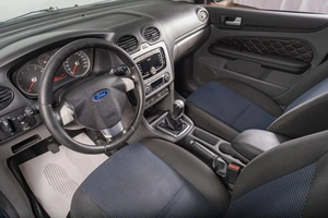 Хетчбэк Ford Focus 2007 года, 399000 рублей, Томск