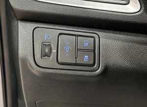 Седан Hyundai Solaris 2017 года, 1280000 рублей, Красноярск