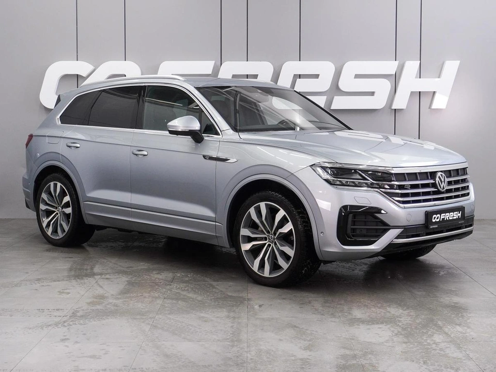 Внедорожник Volkswagen Touareg 2023 года, 9749000 рублей, Воронеж