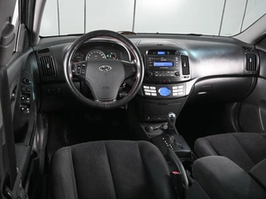 Седан Hyundai Elantra 2006 года, 625000 рублей, Аксай