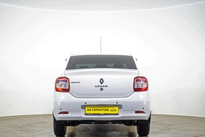 Седан Renault Logan 2017 года, 819000 рублей, Оренбург