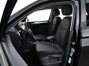 Внедорожник Volkswagen Tiguan 2021 года, 3188888 рублей, Москва