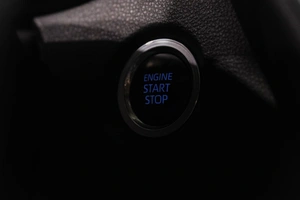 Седан Toyota Corolla 2019 года, 1599000 рублей, Новокузнецк
