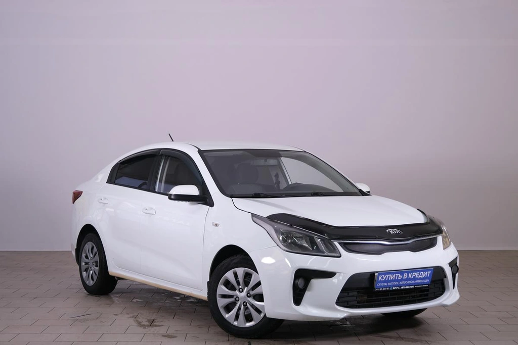 Седан Kia Rio 2018 года, 1079000 рублей, Омск