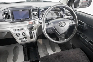 Хетчбэк Daihatsu Mira e:S 2017 года, 759000 рублей, Барнаул
