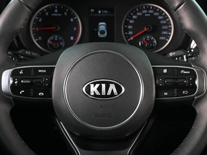 Седан Kia K5 2020 года, 2990000 рублей, Аксай