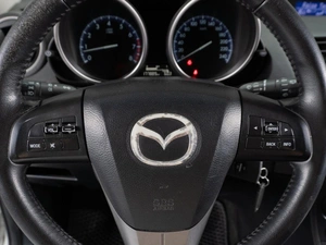 Хетчбэк Mazda 3 2011 года, 859000 рублей, Тюмень