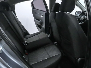 Седан Kia Rio 2018 года, 1280000 рублей, Красноярск