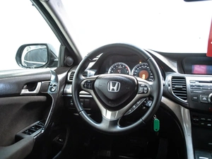 Седан Honda Accord 2008 года, 980000 рублей, Красноярск