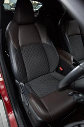 Внедорожник Toyota C-HR 2018 года, 2047000 рублей, Красноярск
