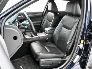 Седан Chrysler 300C 2012 года, 1699000 рублей, Волгоград