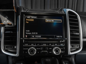 Внедорожник Porsche Cayenne 2012 года, 2300000 рублей, Тюмень