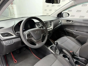Седан Hyundai Solaris 2021 года, 1190000 рублей, Красноярск