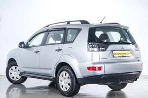 Внедорожник Mitsubishi Outlander 2009 года, 1199000 рублей, Челябинск