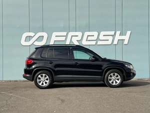 Внедорожник Volkswagen Tiguan 2011 года, 1160000 рублей, Ижевск