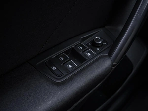 Внедорожник Volkswagen Tiguan 2017 года, 2340000 рублей, Краснодар