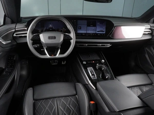 Седан Audi A5L 2025 года, 5760000 рублей, Красный Пахарь