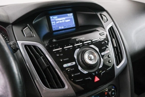 Хетчбэк Ford Focus 2014 года, 879000 рублей, Красноярск