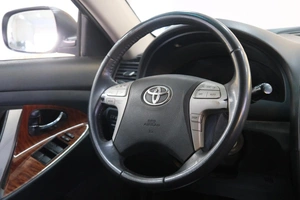 Седан Toyota Camry 2007 года, 949000 рублей, Омск