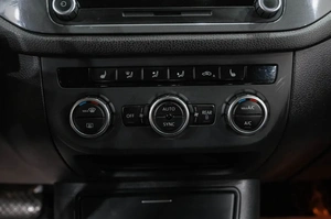 Внедорожник Volkswagen Tiguan 2012 года, 1539000 рублей, Новокузнецк