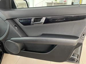Седан Mercedes-benz C-класс 2011 года, 1327000 рублей, Солонцы