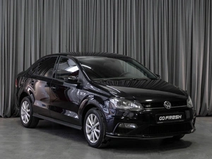 Седан Volkswagen Polo 2016 года, 1015000 рублей, Тюмень