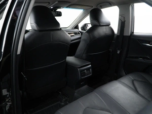 Седан Toyota Camry 2018 года, 2597077 рублей, Москва