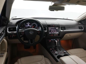 Внедорожник Volkswagen Touareg 2014 года, 3649077 рублей, Москва