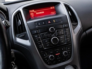 Хетчбэк Opel Astra 2011 года, 710000 рублей, Краснодар