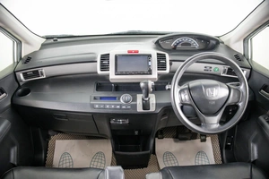 Минивэн Honda Freed 2014 года, 1499000 рублей, Пермь