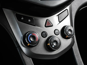 Седан Chevrolet Aveo 2012 года, 649000 рублей, Кирилловка