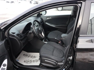 Седан Hyundai Solaris 2015 года, 1160000 рублей, Железногорск