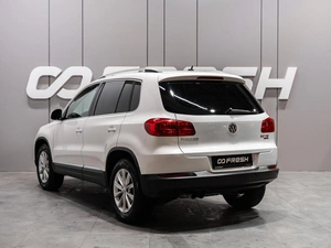 Внедорожник Volkswagen Tiguan 2012 года, 1199000 рублей, Тюмень