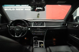 Седан Kia Optima 2019 года, 1960000 рублей, Курск