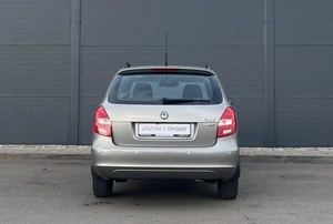 Универсал Skoda Fabia 2011 года, 500000 рублей, Солонцы