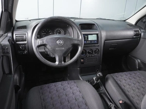 Универсал Opel Astra 2002 года, 370000 рублей, Ростов-на-Дону
