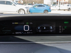 Лифтбек Toyota Prius 2017 года, 2290000 рублей, Краснодар