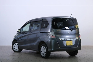 Минивэн Honda Freed 2012 года, 1149000 рублей, Омск