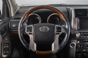 Внедорожник Toyota Land Cruiser Prado 2010 года, 2799000 рублей, Томск