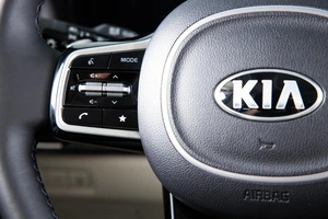 Минивэн Kia Carnival 2021 года, 4049000 рублей, Пермь