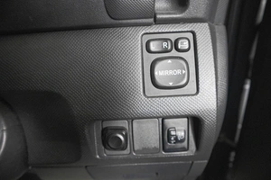 Хетчбэк Toyota Ractis 2005 года, 659000 рублей, Кемерово