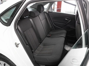 Седан Volkswagen Polo 2017 года, 1049000 рублей, Тюмень