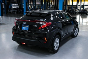 Внедорожник Toyota C-HR 2017 года, 1958000 рублей, Солонцы