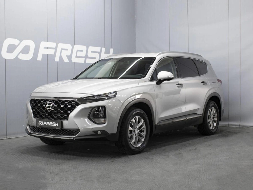 Внедорожник Hyundai Santa Fe 2019 года, 2790000 рублей, Омск