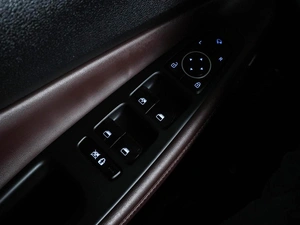 Внедорожник Hyundai Santa Fe 2018 года, 2697000 рублей, Воронеж