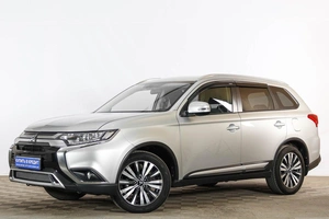 Внедорожник Mitsubishi Outlander 2020 года, 2289000 рублей, Тюмень