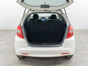 Хетчбэк Honda Fit 2011 года, 850000 рублей, Красноярск