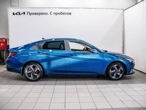 Седан Hyundai Elantra 2021 года, 1830000 рублей, Красноярск