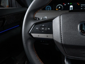 Лифтбек Changan UNI-V 2024 года, 2390000 рублей, Волгоград